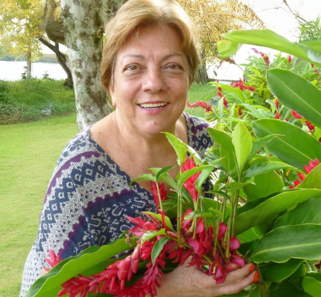 Olga foi a primeira mulher a presidir o Lions Clube de Bertioga, onde destacou-se como uma forte liderança na cidade