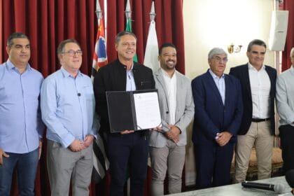 Apresentação do projeto à Câmara pelo prefeito ocorreu na quinta-feira (24)