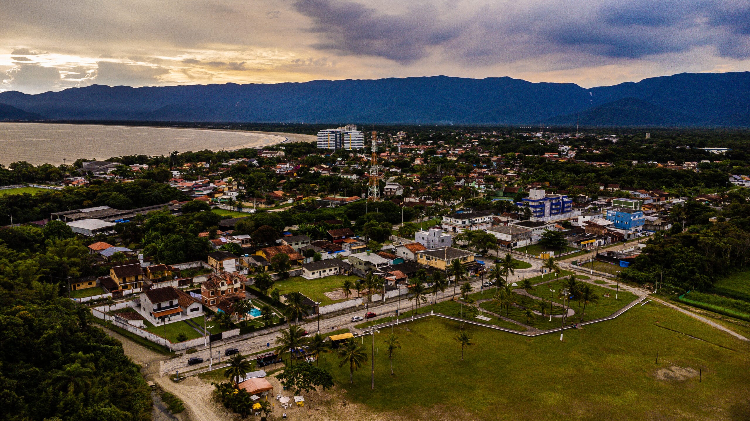 Refis 2025 Bertioga oferece descontos em dívidas municipais.