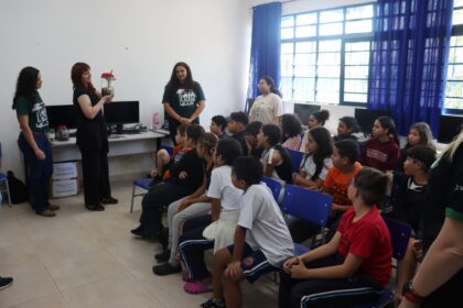 Programa de educação ambiental conscientiza alunos sobre fauna doméstica e silvestre em Caraguatatuba