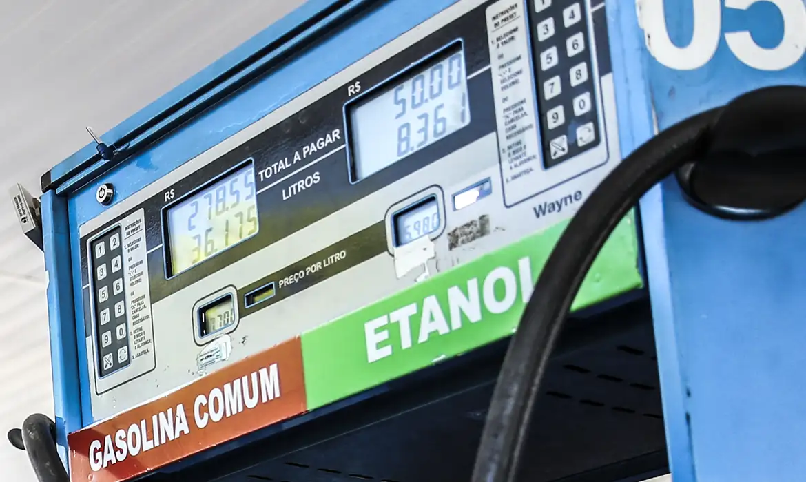 Petrobras reduz gasolina