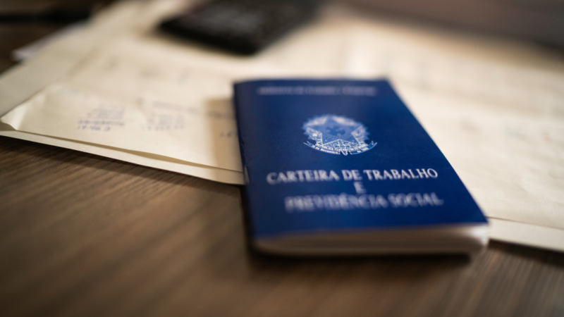 PAT de Guarujá divulga vagas de emprego disponíveis para diferentes áreas