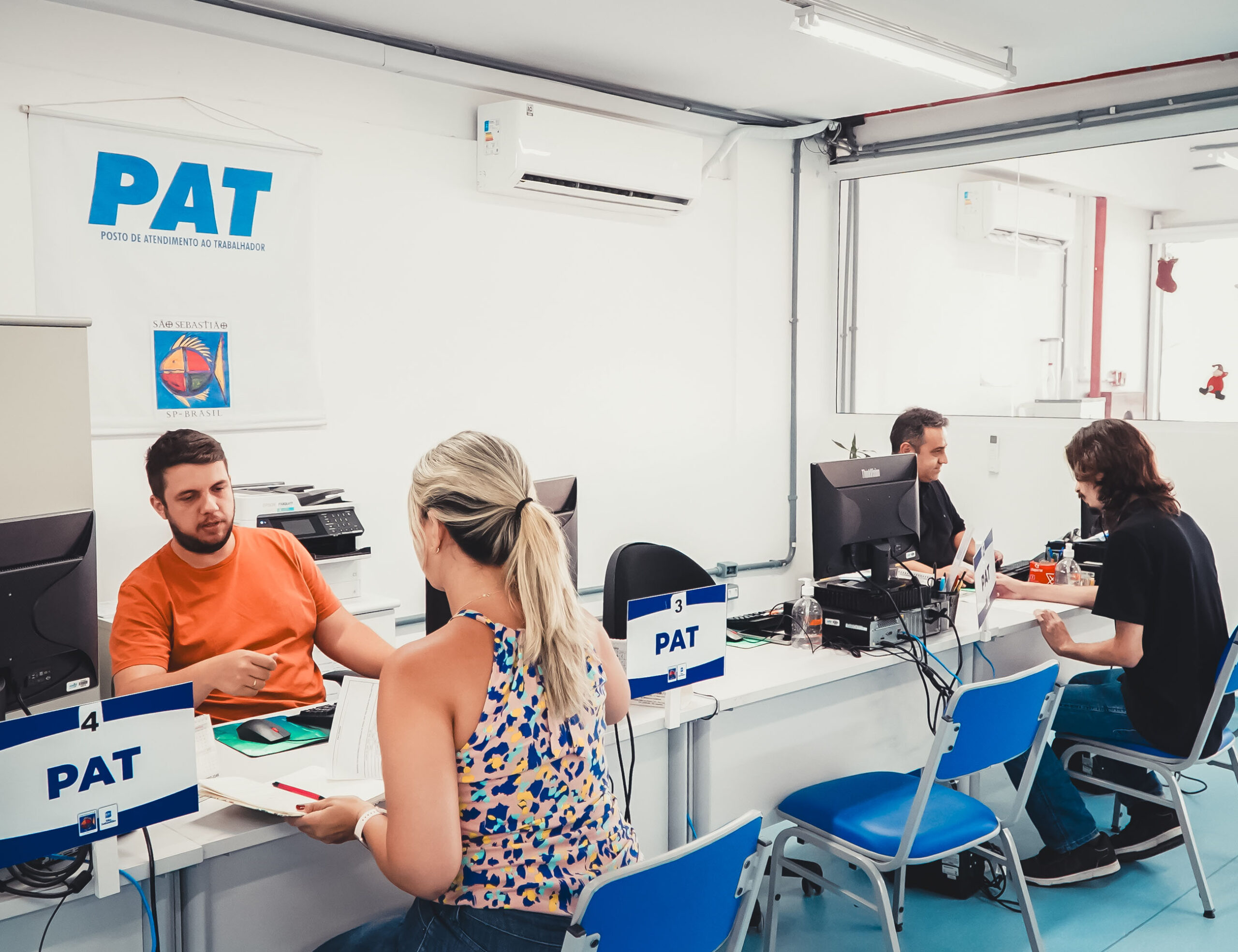 Unidade do Posto de Atendimento ao Trabalhador de São Sebastião com oferta de vagas de emprego