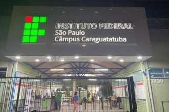 Campus do IFSP em Caraguatatuba com estrutura de ensino técnico