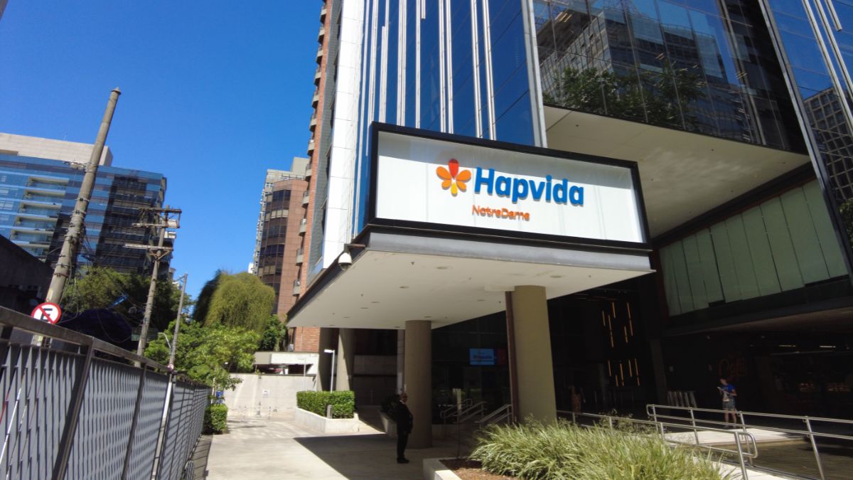Fachada da Hapvida em divulgação institucional da empresa