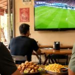 Área de gastronomia da FunFest Copa do Mundo 2026 no Complexo Turístico do Camaroeiro, em Caraguatatuba