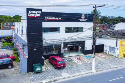Fachada do Poupatempo Bertioga, onde o PAT realiza atendimento para candidatos às vagas de emprego disponíveis em junho de 2026