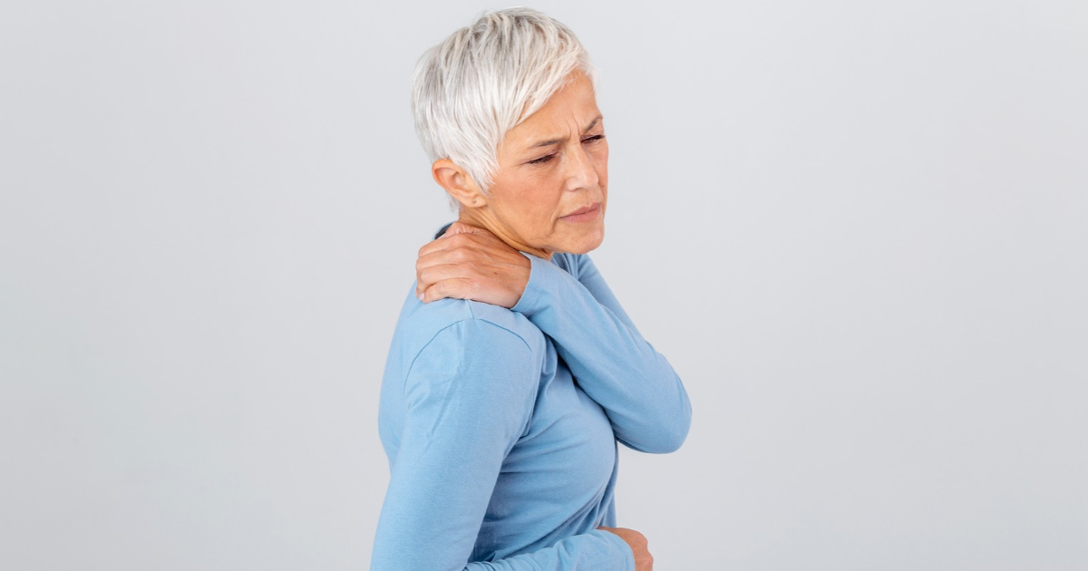 Especialista da Hapvida alerta para os riscos da osteoporose em mulheres acima dos 50 anos e orienta sobre prevenção e saúde óssea